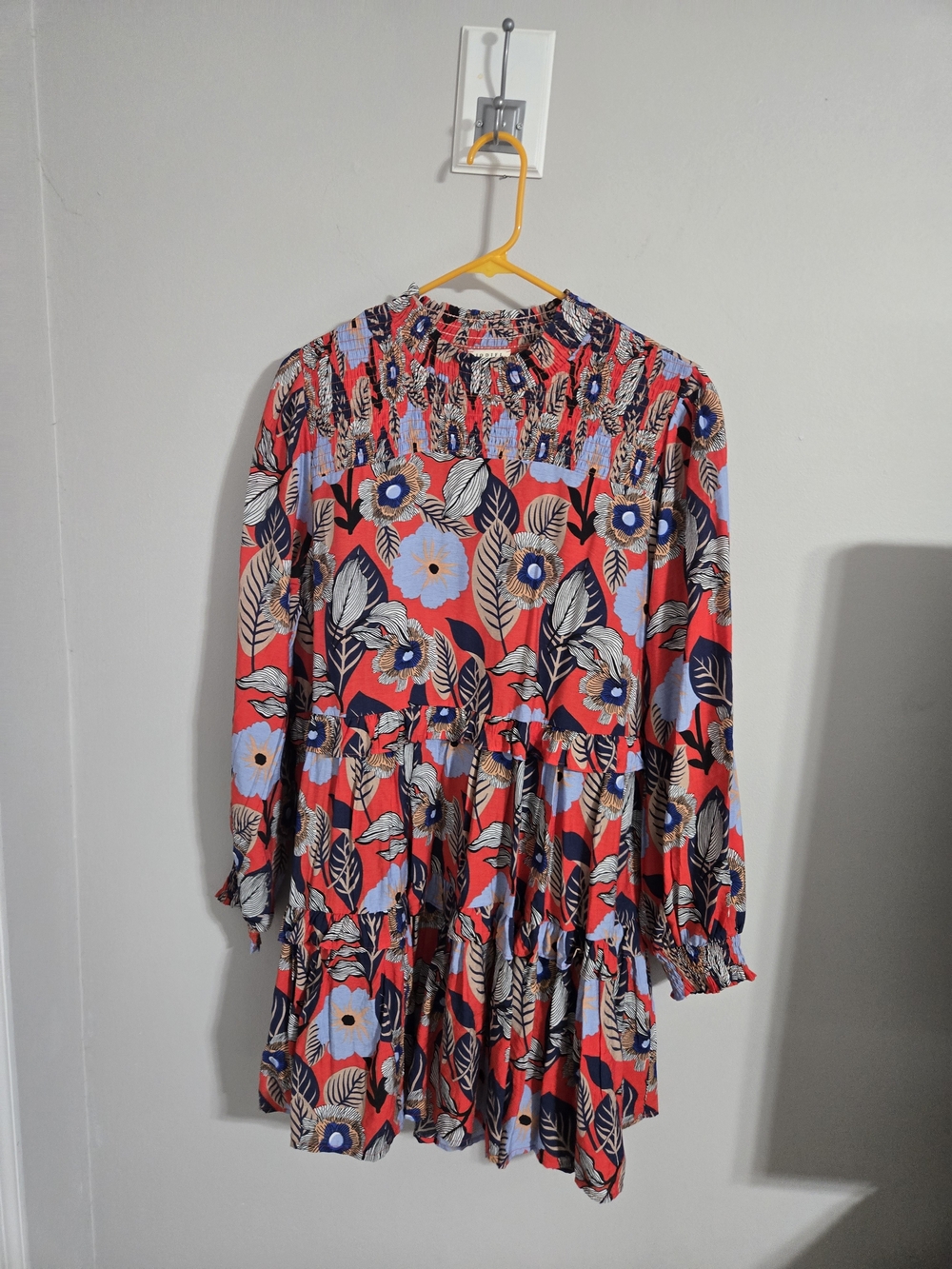 Jodifl Women's Red Floral Smocked Neck Top